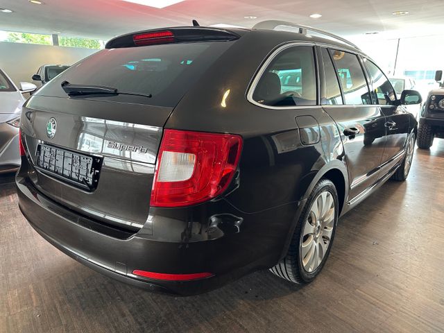 Fahrzeugabbildung Skoda Superb Combi Laurin & Klement*PANO*STANDHZG.*1.H
