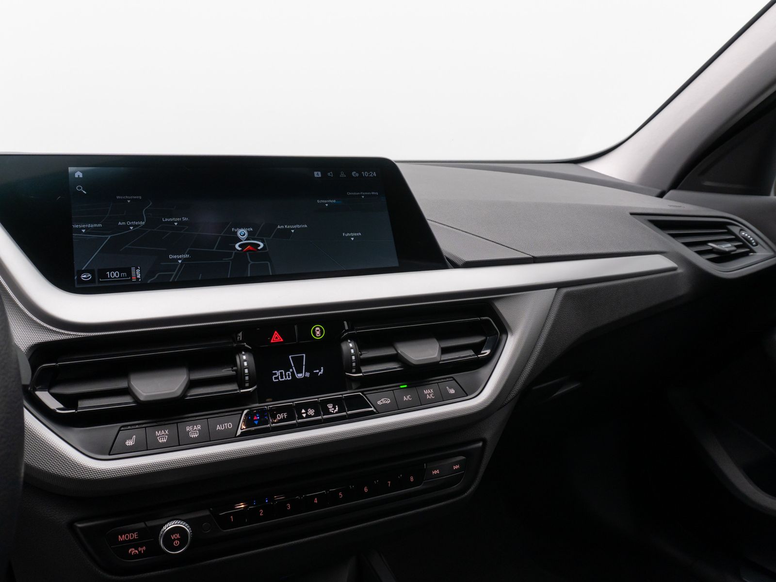 Fahrzeugabbildung BMW 118i GeschwindigReg LED PDC CockpitPro DAB WLAN