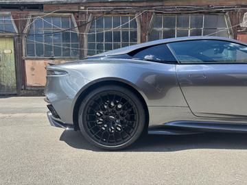 2023 Aston Martin DBS 缩略图 30