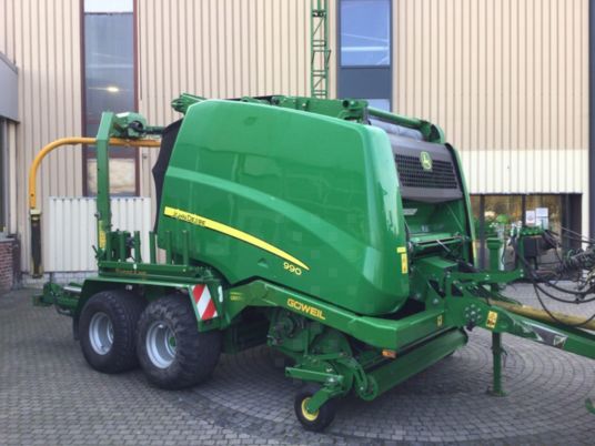 John Deere 990 Premium mit Göweil Wickelkombination,