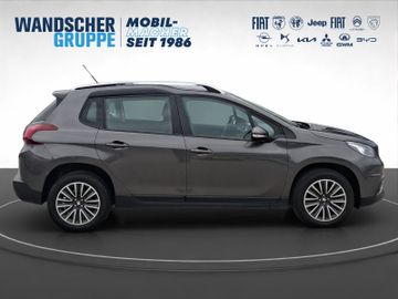 Peugeot 2008 Active 1.2 PureTech 110 Kam.+Pano+SHZ+PDC