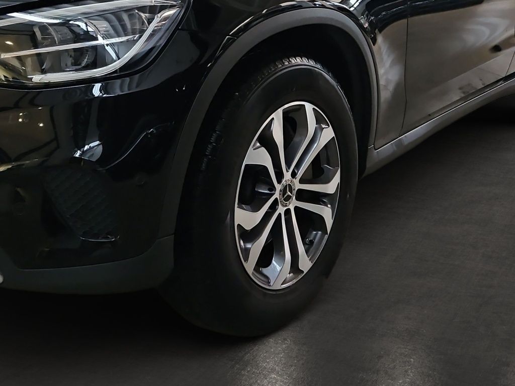 Fahrzeugabbildung Mercedes-Benz GLC 200 d 4M Pano MBUX LED