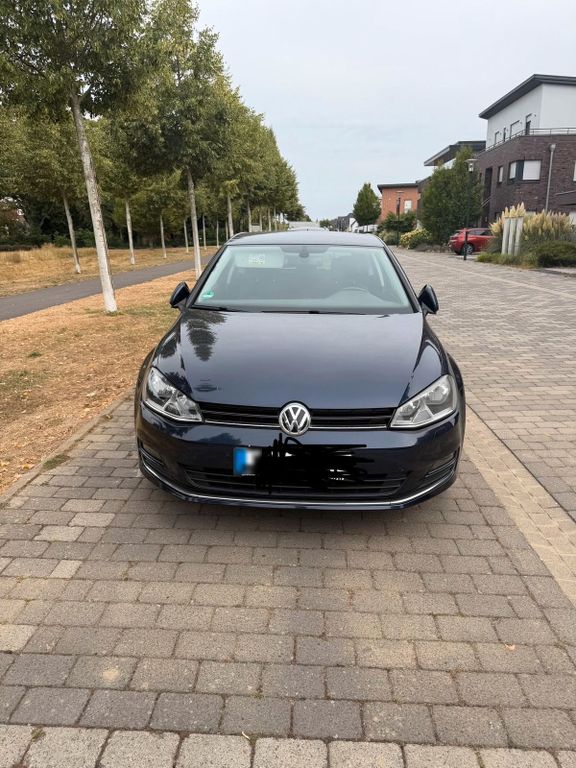 Image of Volkswagen Golf