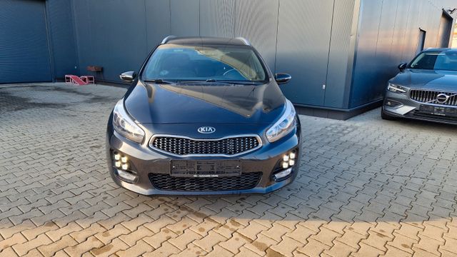 Kia cee'd / Ceed GT-Line Kamera Navi Serviceheft