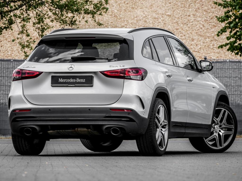 Mercedes-Benz GLA 35 AMG 4M AHK/Night/360/Totw/Memo/Keyl/LED