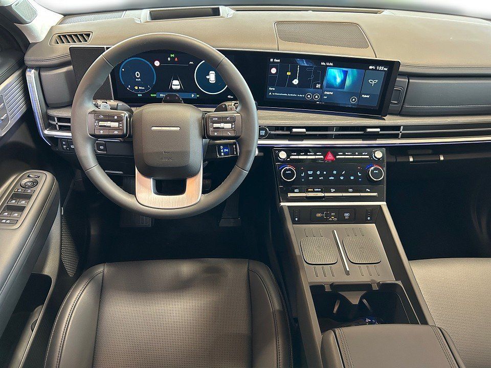 Fahrzeugabbildung Hyundai SANTA FE HEV MY25 1.6T 6AT 4WD 5SITZE INTRO PANO