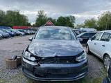 Volkswagen Touran Trendline BMT/Start-Stopp - VW Touran Unfallwagen
