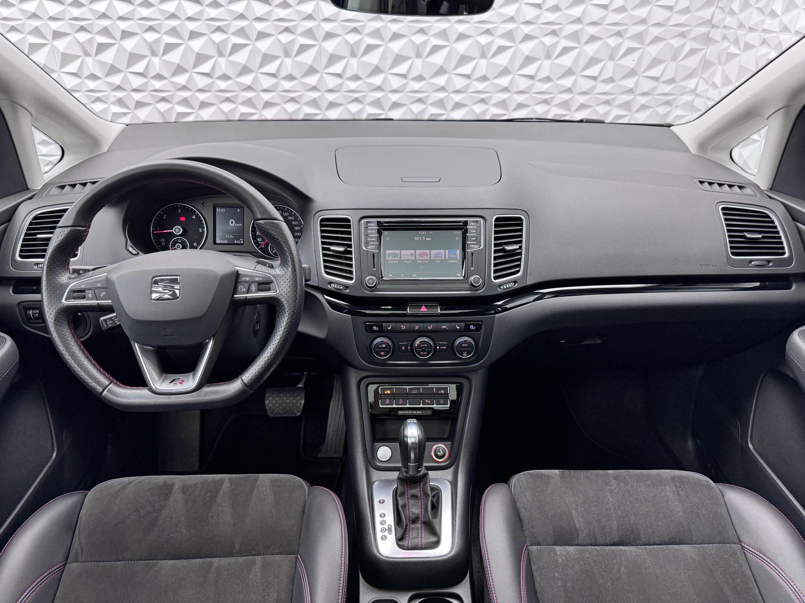 Fahrzeugabbildung SEAT 2.0 TDI FR-LINE/7-SITZE/PANO/AHK/STDHZ/MRY/E-TÜR