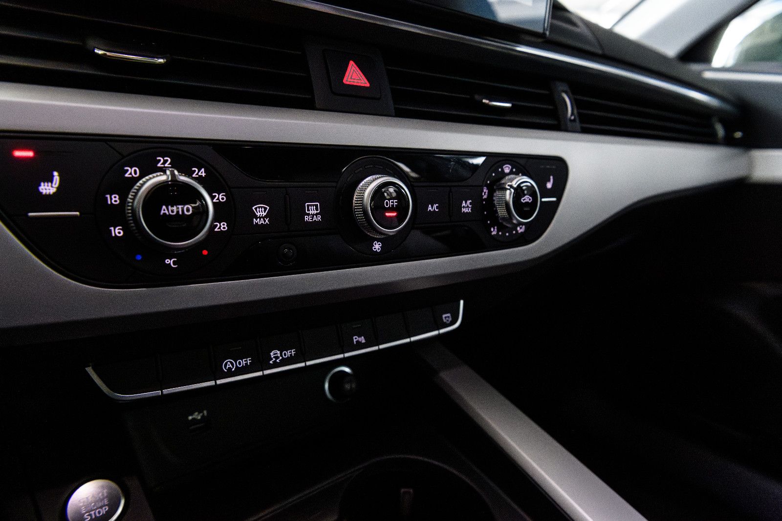 Fahrzeugabbildung Audi A4 Lim. 35 TFSI S-tronic+SHZ+elektr Sitze