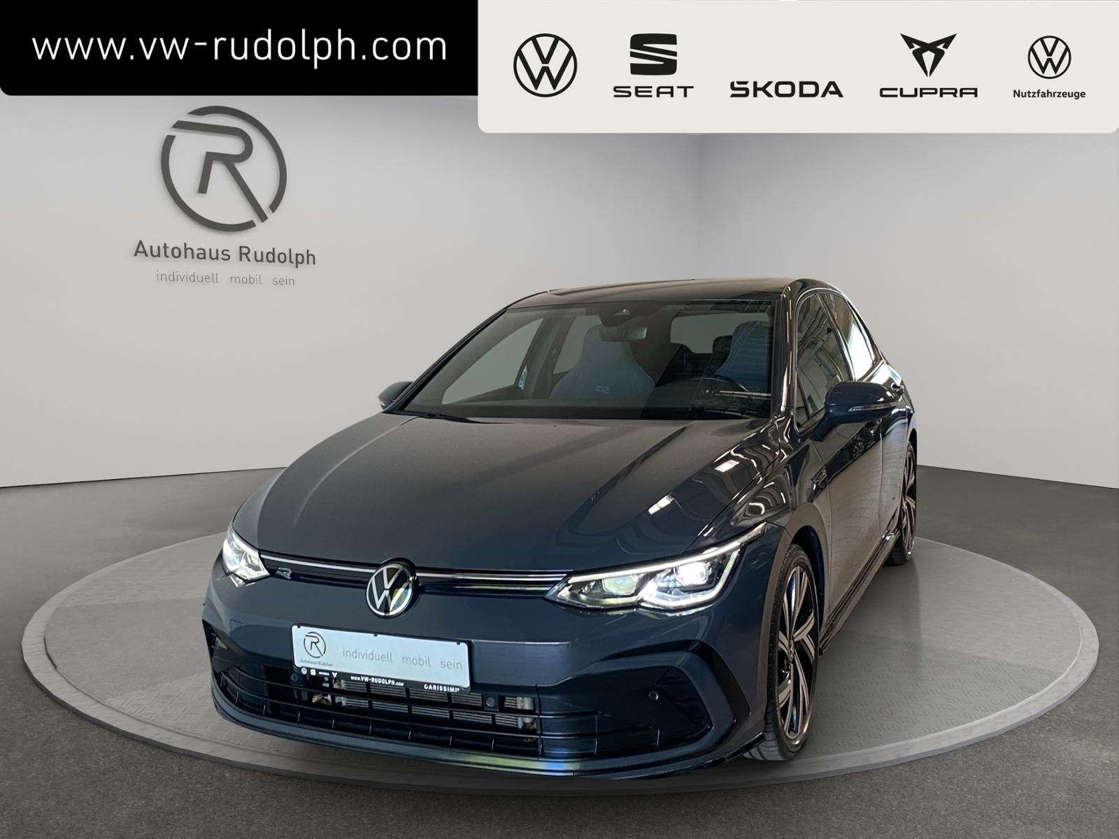 Volkswagen Golf VIII 1.5 eTSI DSG R-Line / LED ACC