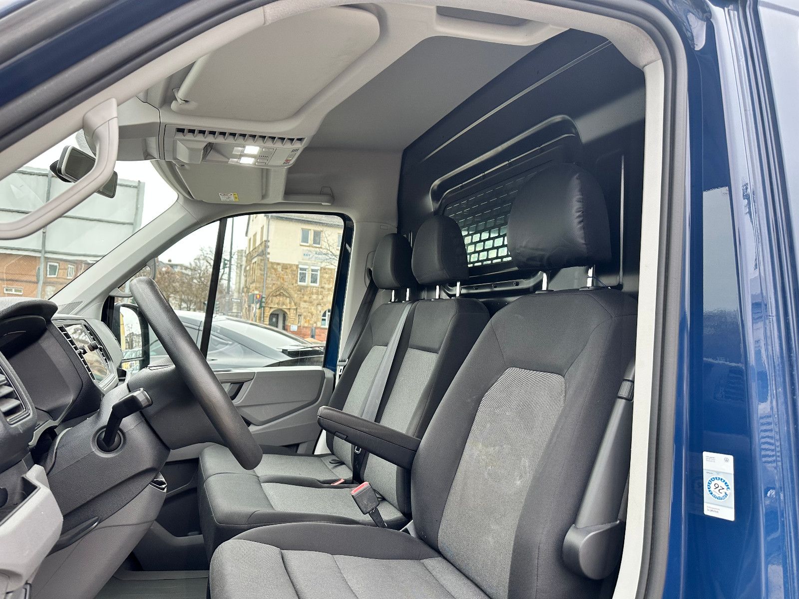 Fahrzeugabbildung Volkswagen CRAFTER KASTEN M.2021 35 MITTELLANG HOCHDACH RWD