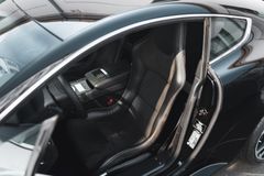 Fahrzeugabbildung Aston Martin V12 Vantage Carbon Black Edition *MwSt / Manual*