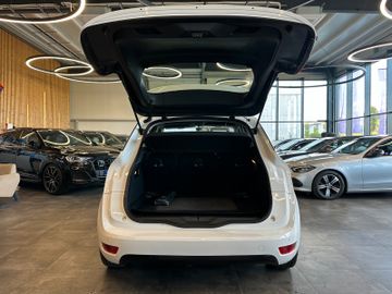 MYAUTOCENTER – Gebraucht- und Jahreswagen mit Werkstattservice in Pfaffenhofen Citroën C4 *KEYLESS*MASSAGE*TEMPO*NAVI*