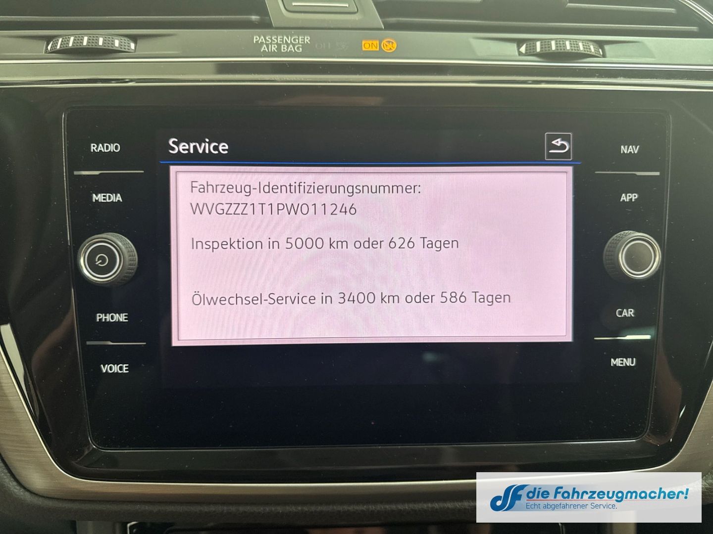 Fahrzeugabbildung Volkswagen Touran Comfortline 2.0 TDI *7 Sitzer*Digi Cockpi