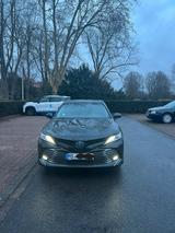 Toyota Camry 2,5-l-VVT-i Hybrid Executive Auto Exec... - Toyota Camry: 2.5