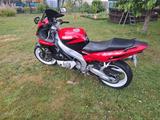 Yamaha YZF 600 - YAMAHA YZF 600
