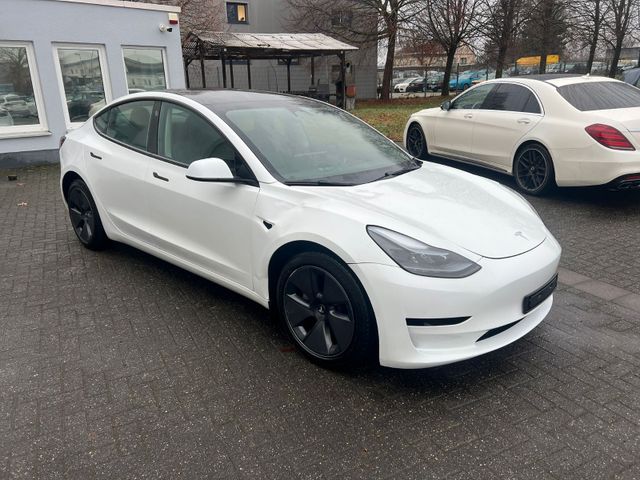 Tesla Model 3 Long Range Dual AWD