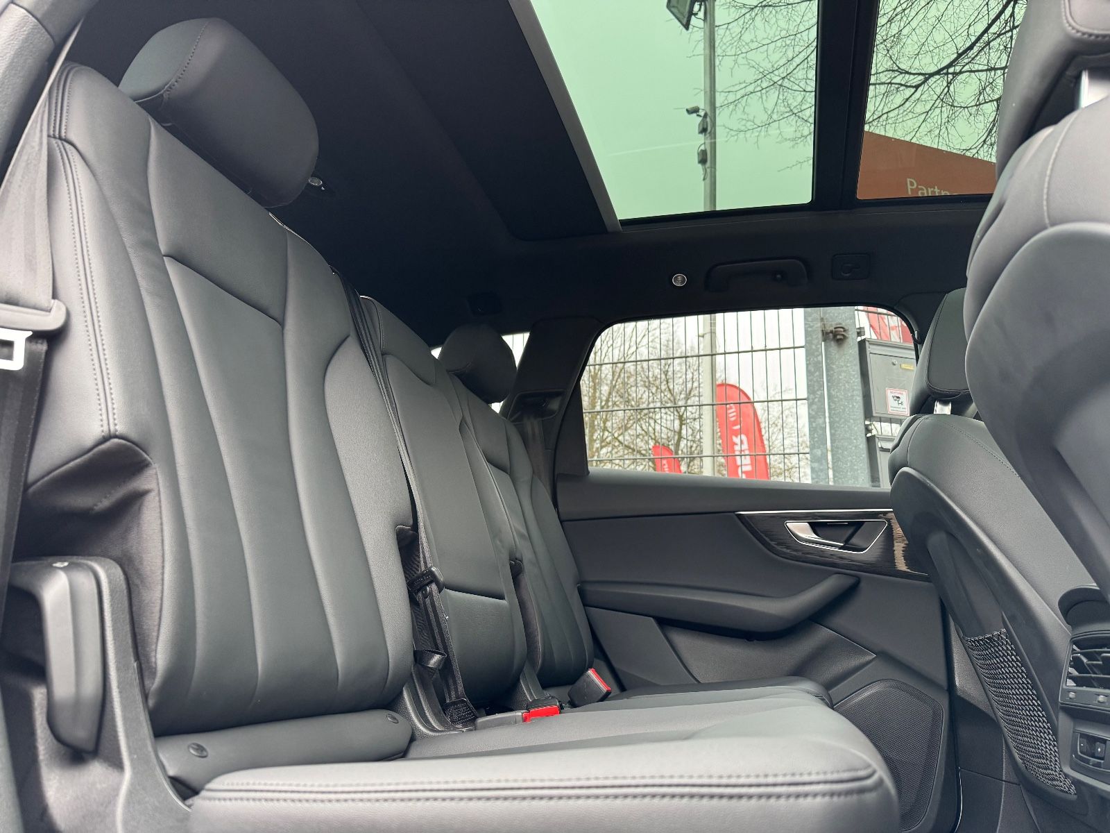 Fahrzeugabbildung Audi Q7 45 TFSI quattro tiptronic*MEMORY*PANO*7-SITZE