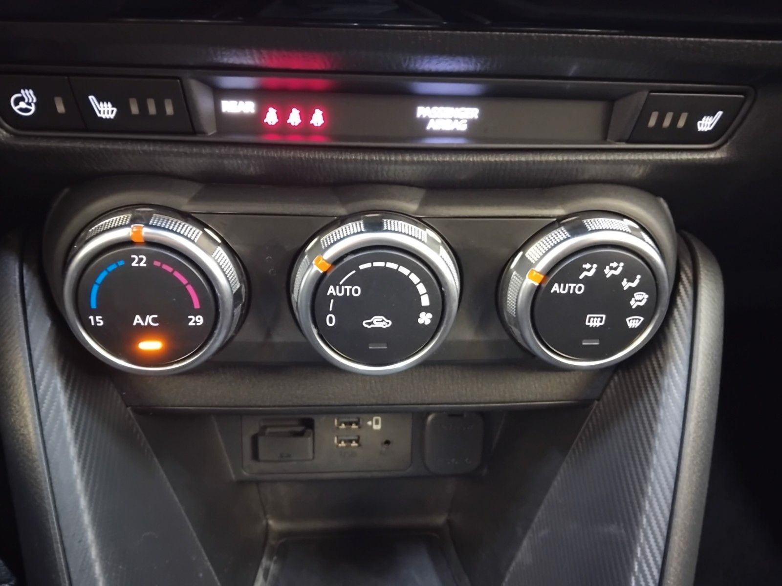 Mazda 2 (06/2026, Benzin)