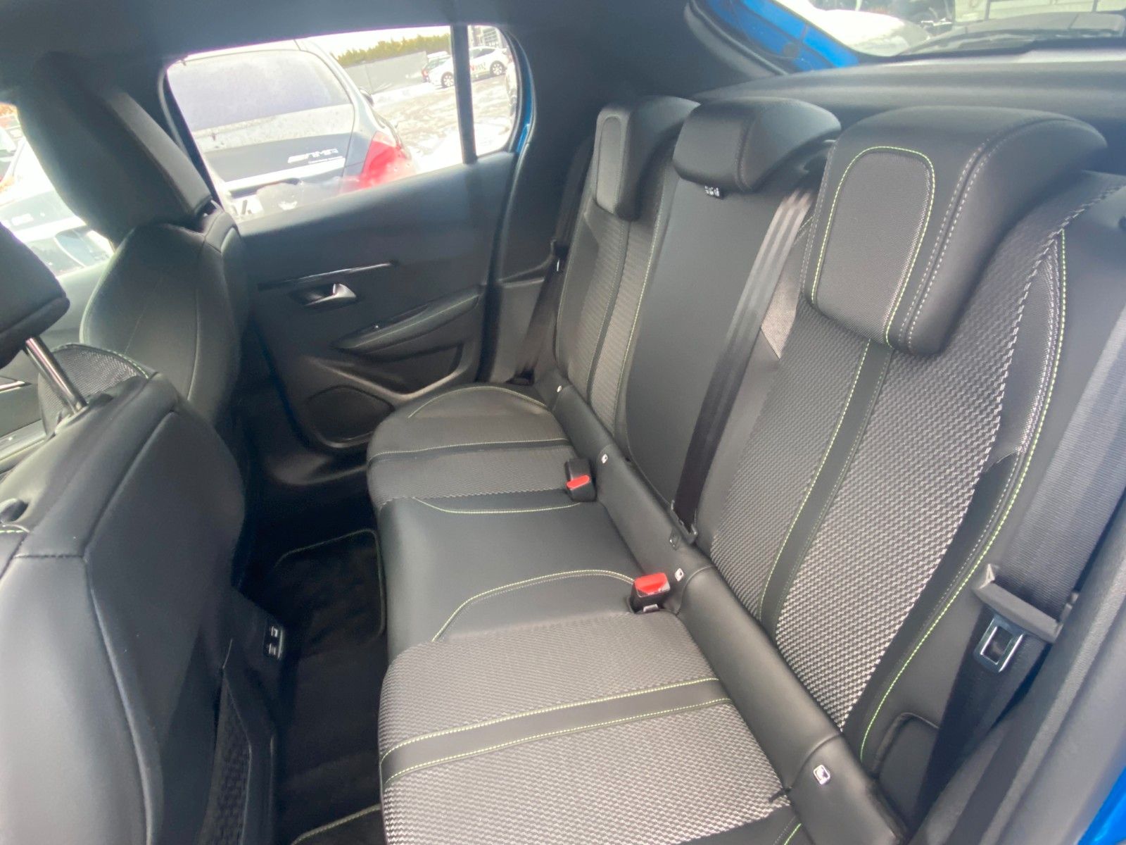 Peugeot 208 - Bild 8