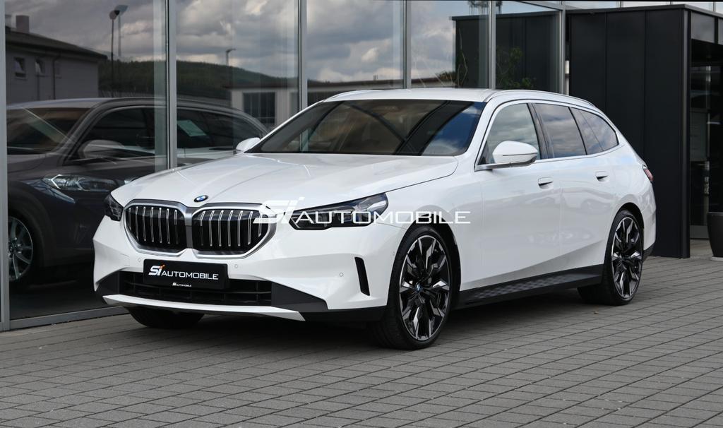 BMW 540d xDr Touring UVP 92400ADFAHRWERKPROF 2025