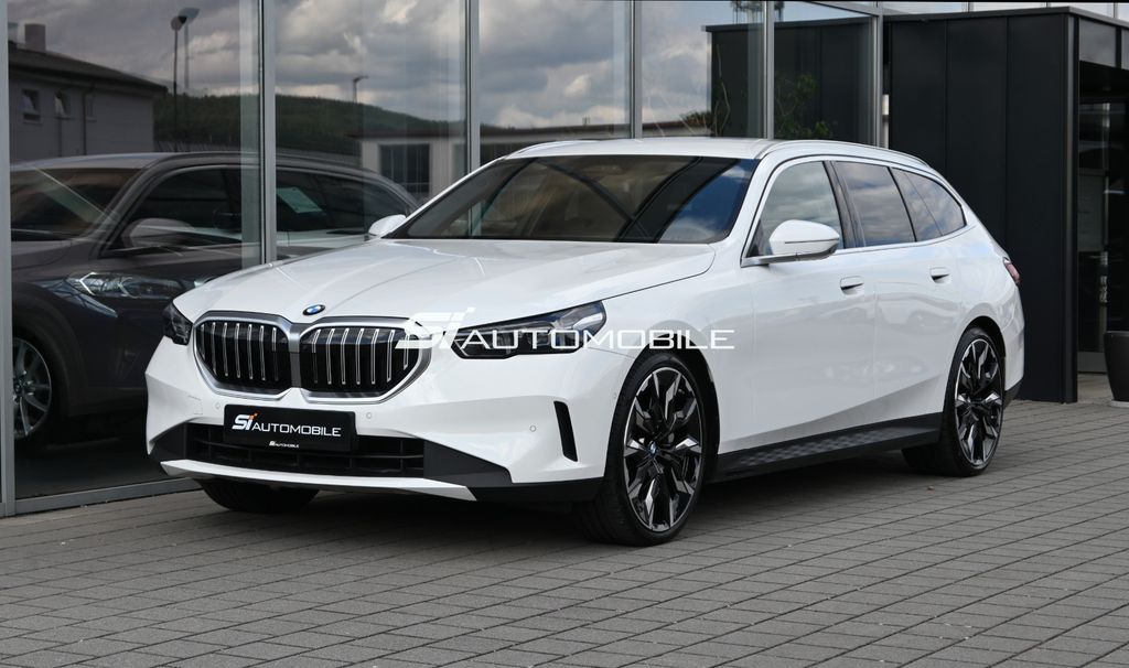 Image of BMW 540