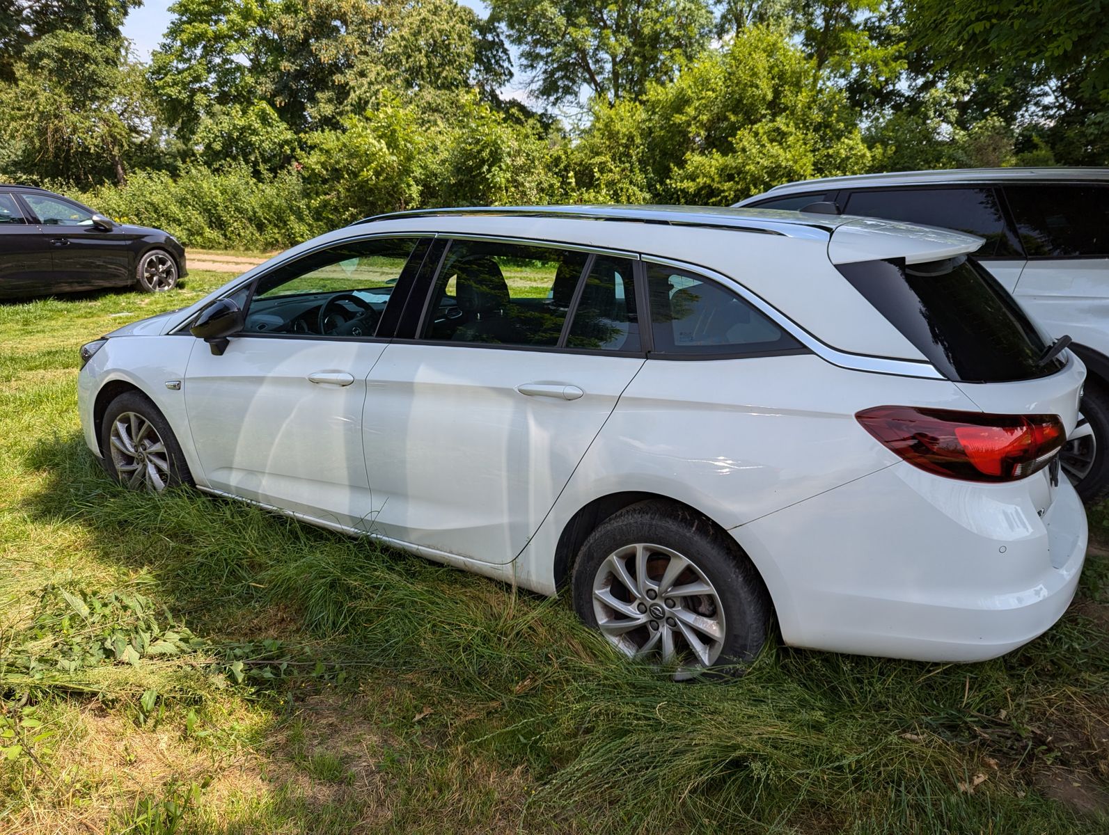 OPEL Astra 1.5 CDTI Aut. Elegance Navi LED Kamera - Image 4