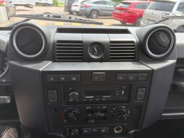 Fahrzeugabbildung Land Rover Defender 110 E Station Wagon