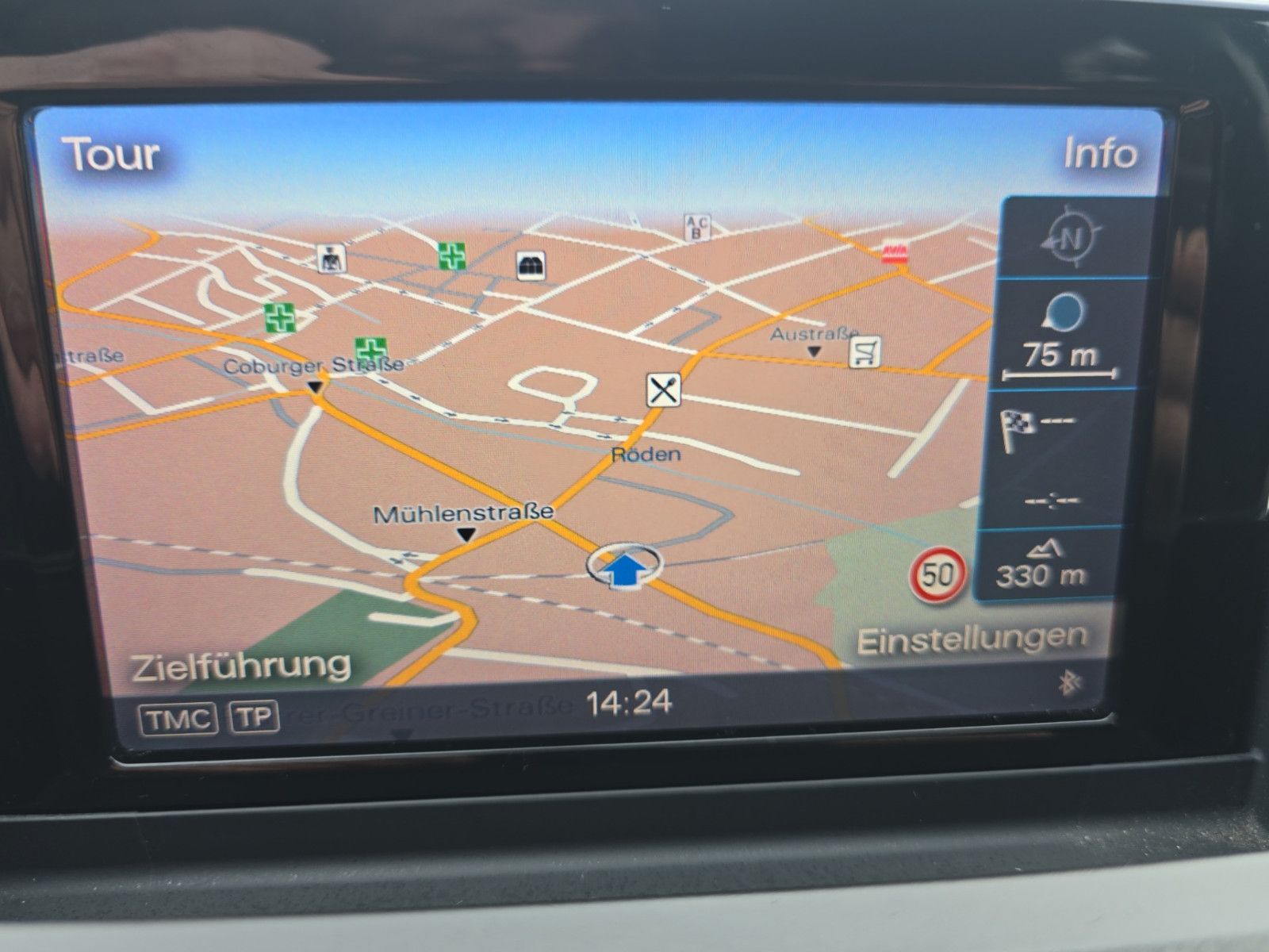 Fahrzeugabbildung Audi Q3 2.0 TDI quattro S-Line Automatik/Navi/PDC/