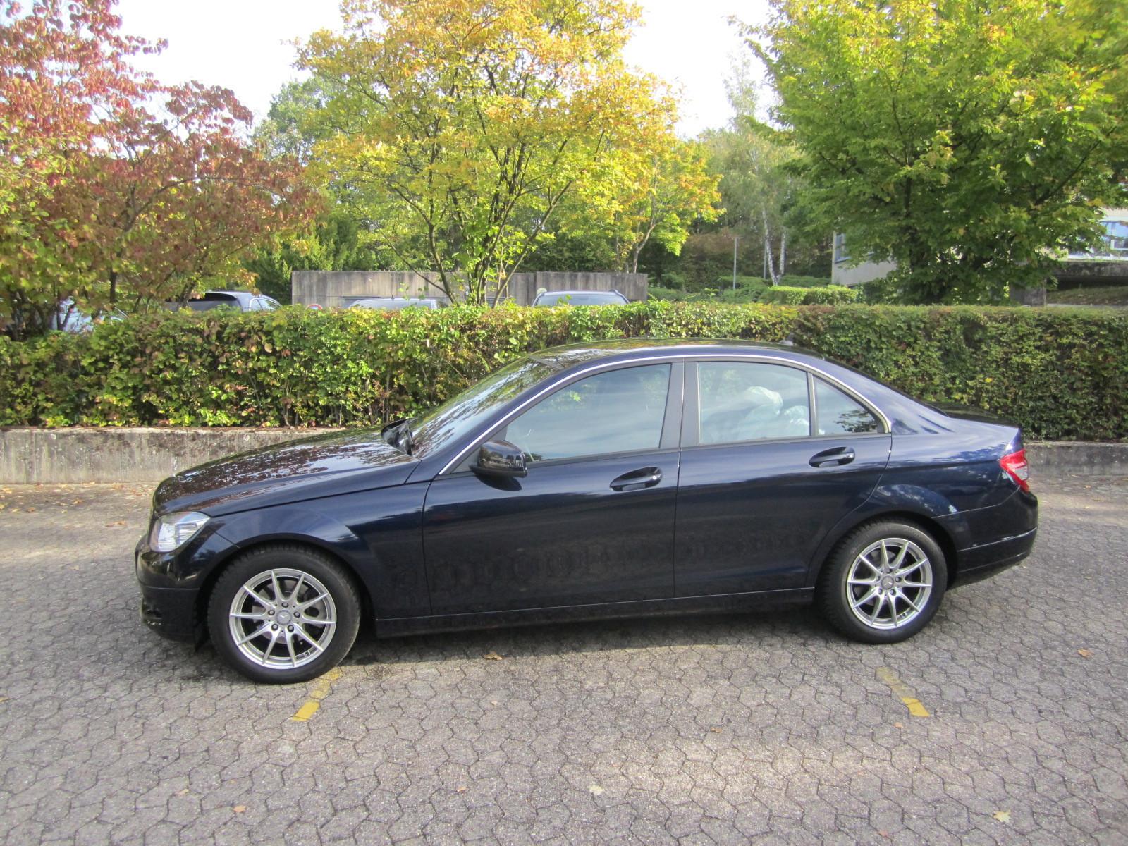 Mercedes-Benz C 180 Kompressor Automatik I.Hand/25tkm/TOP!!!