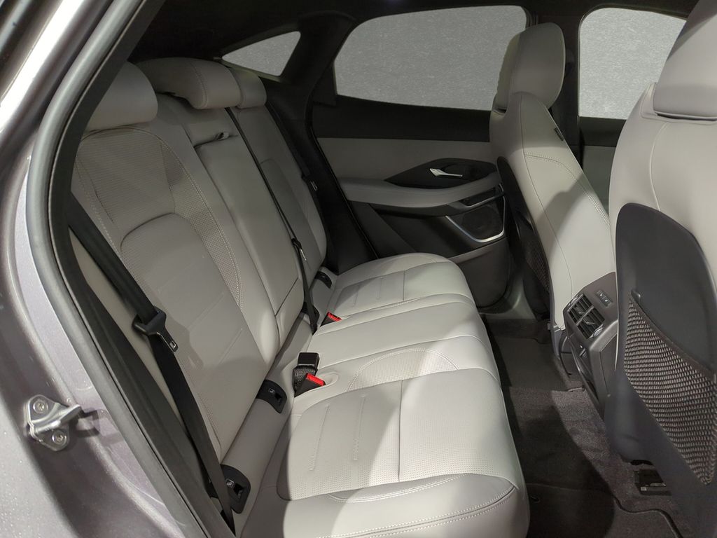 Jaguar E-Pace D200 R-Dynamic HSE