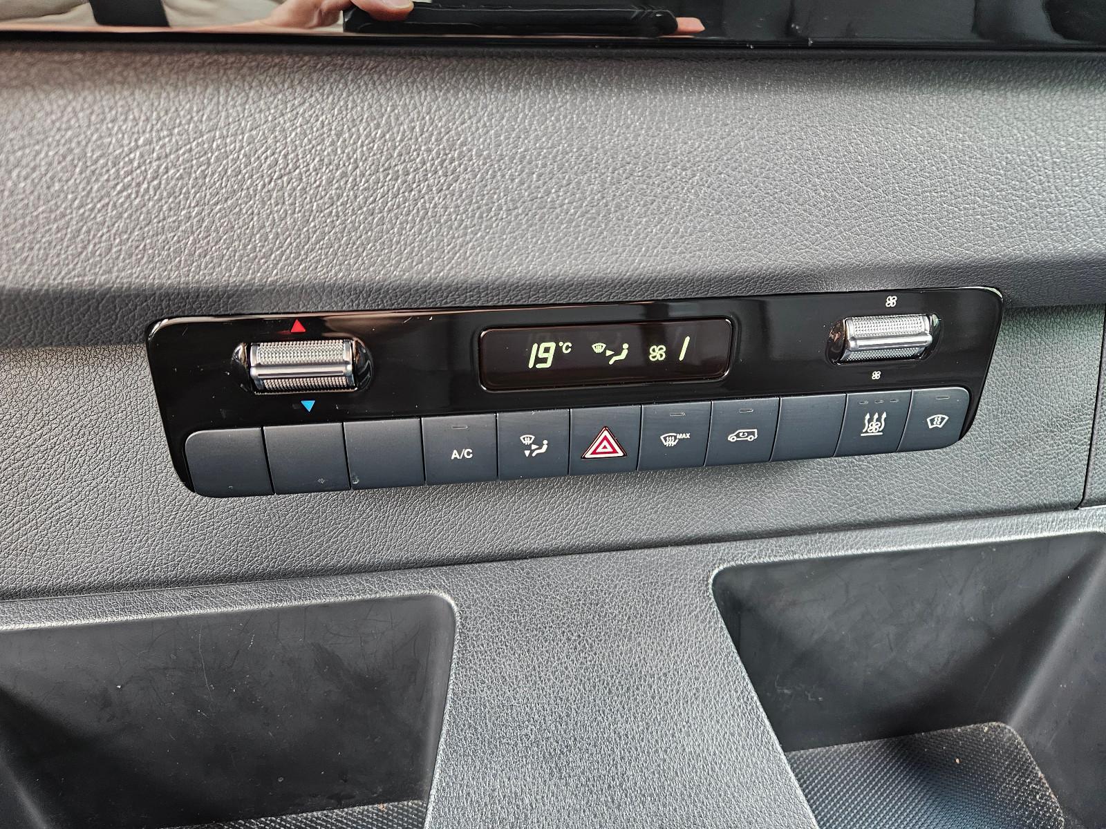 Mercedes-Benz eSprinter 414 BOTT WERKSTATT REGALE FULL HOUSE