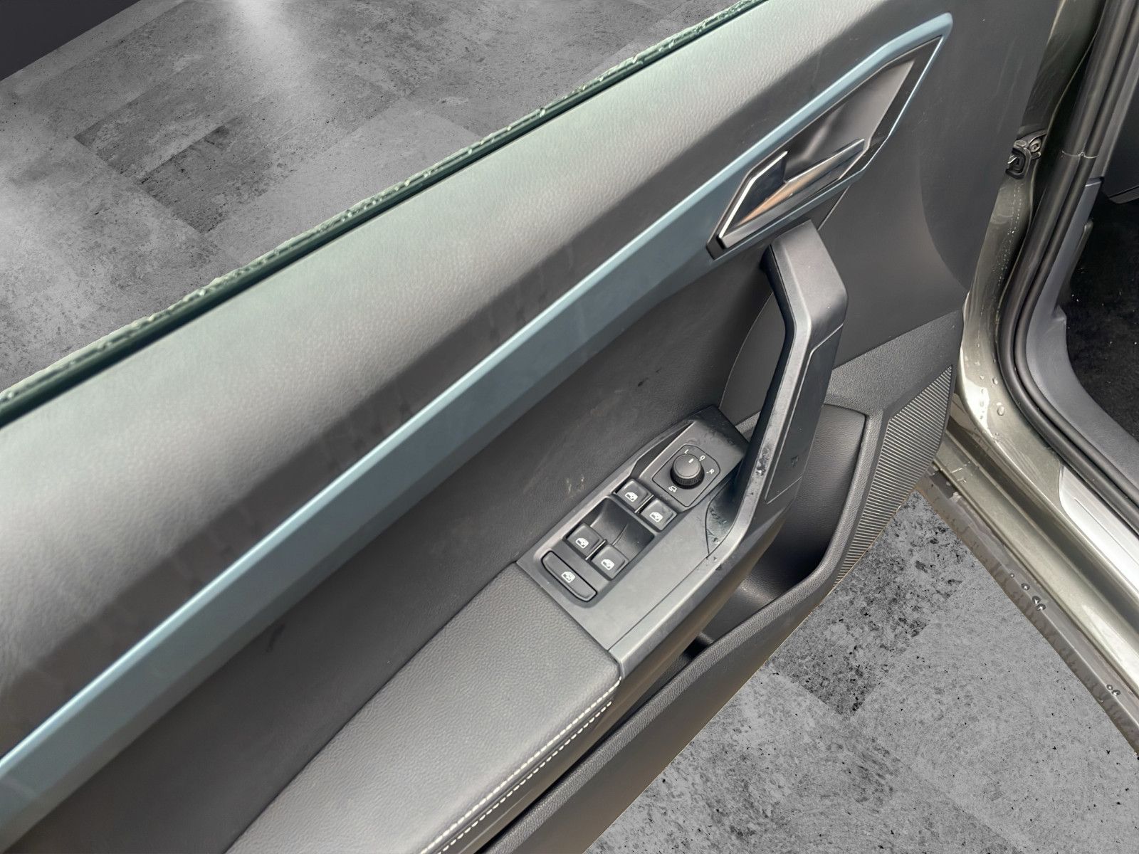 Fahrzeugabbildung SEAT Arona Xperience*CarPlay*Kamera*Ambiente*Sport*