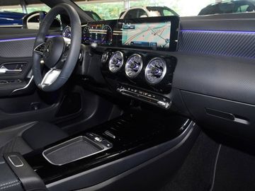 Mercedes CLA 180 - 9