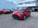 Toyota Aygo AYGO x-play*ERSTE HAND*KLIMA*BT* - Toyota Aygo (X) in Stuttgart