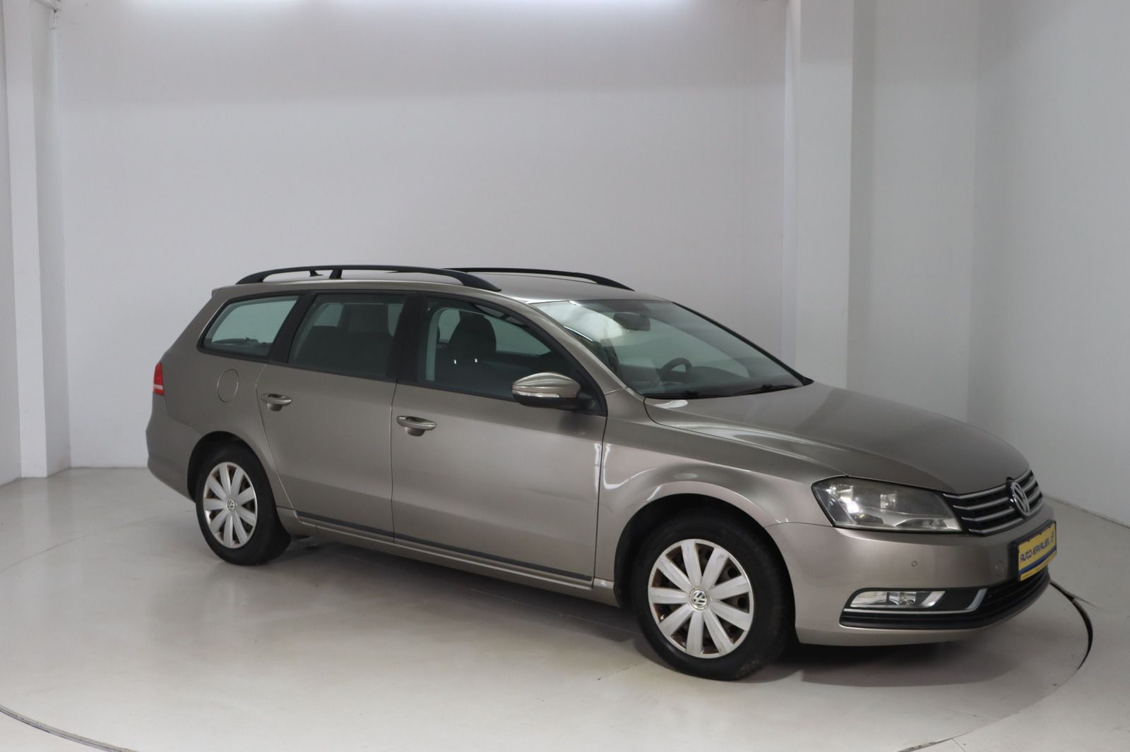 Fahrzeugabbildung Volkswagen Passat 1.4 TSI Trendline Variant  * Sitzhzg. PDC