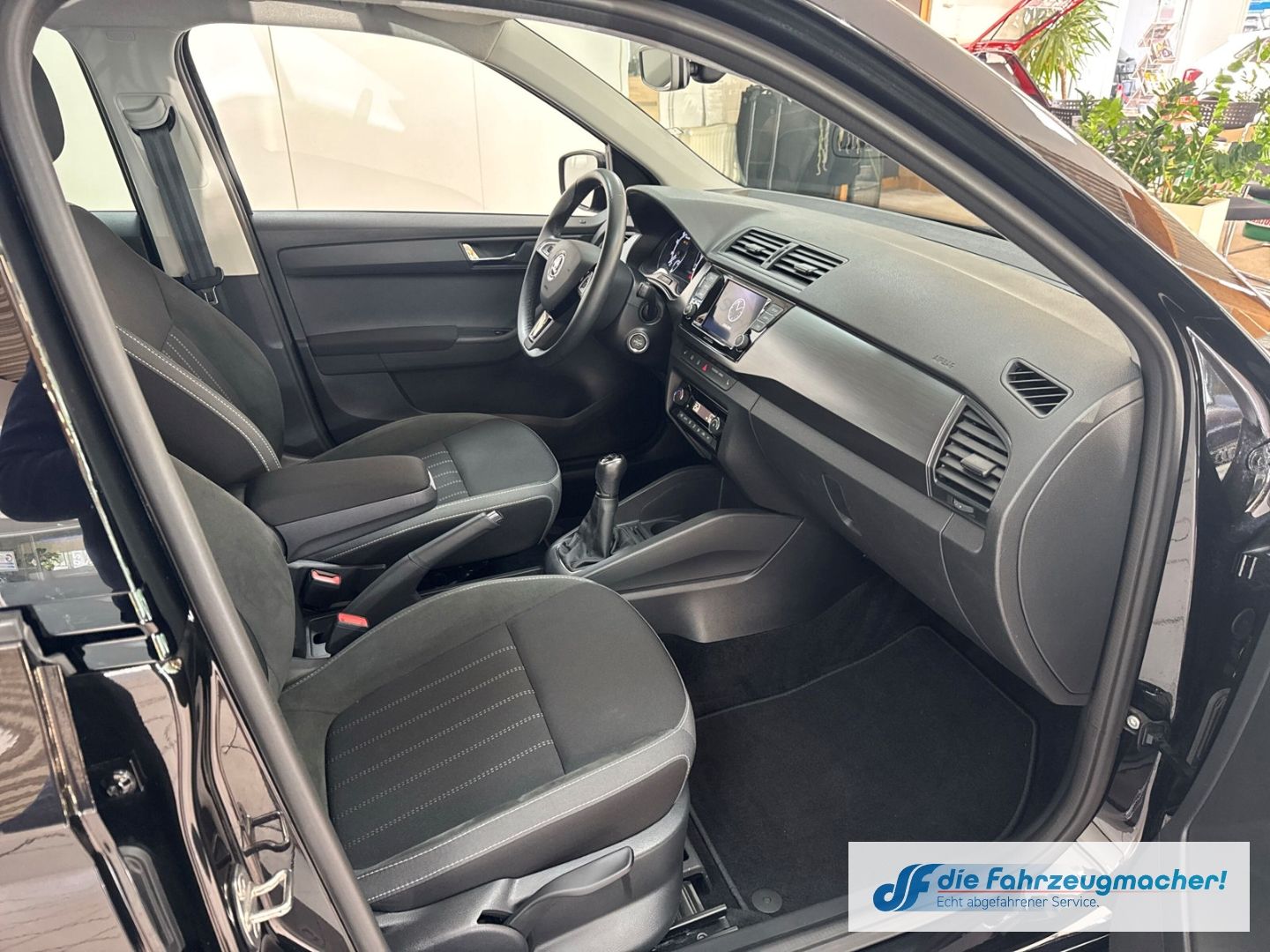 Fahrzeugabbildung SKODA Fabia Style 1.0 TSI CarPlay Klimaautom Musikstre