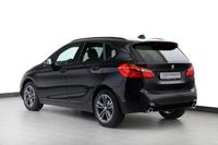BMW 218d Active Tourer Sport Line LED RFK AHK 17"