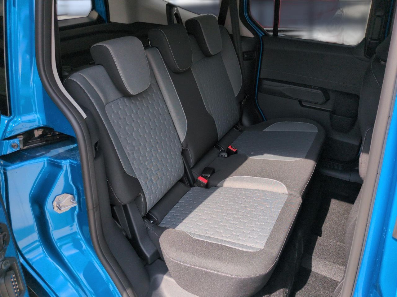 Ford Tourneo Courier - Bild 12