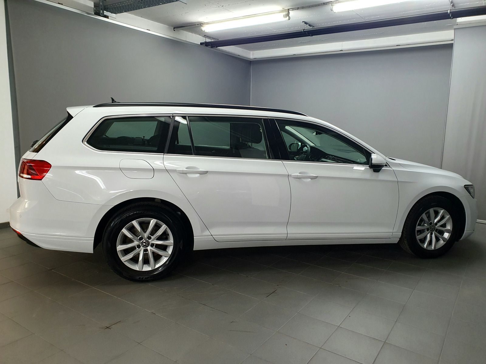Volkswagen Passat Variant Business 2.0TDI DSG Navi ACC RFK foto 3