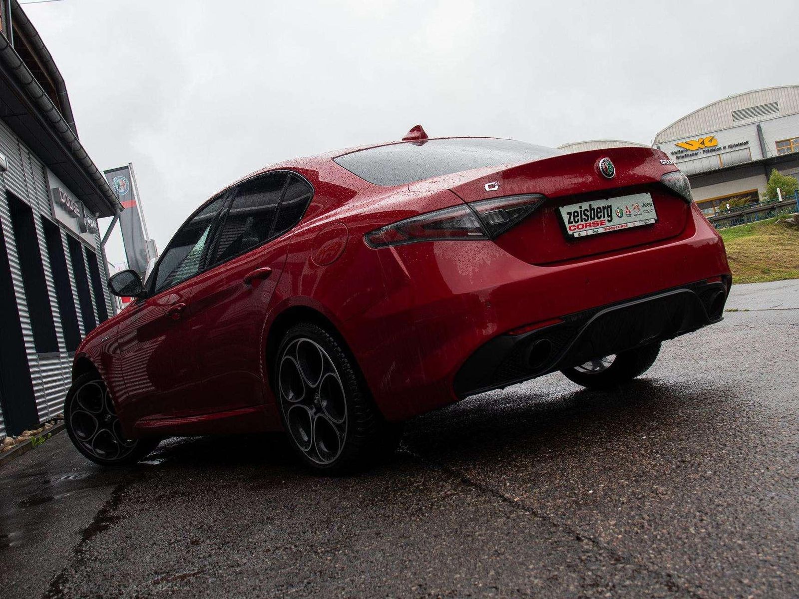 Fahrzeugabbildung Alfa Romeo Giulia MY23 Veloce 2.0T Vom AR Vertragshändler
