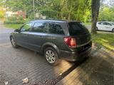 Opel Astra Caravan 1.9 CDTI 74kW - - Opel Astra aus 2009 mit Diesel-Antrieb: Kombi, 1.7