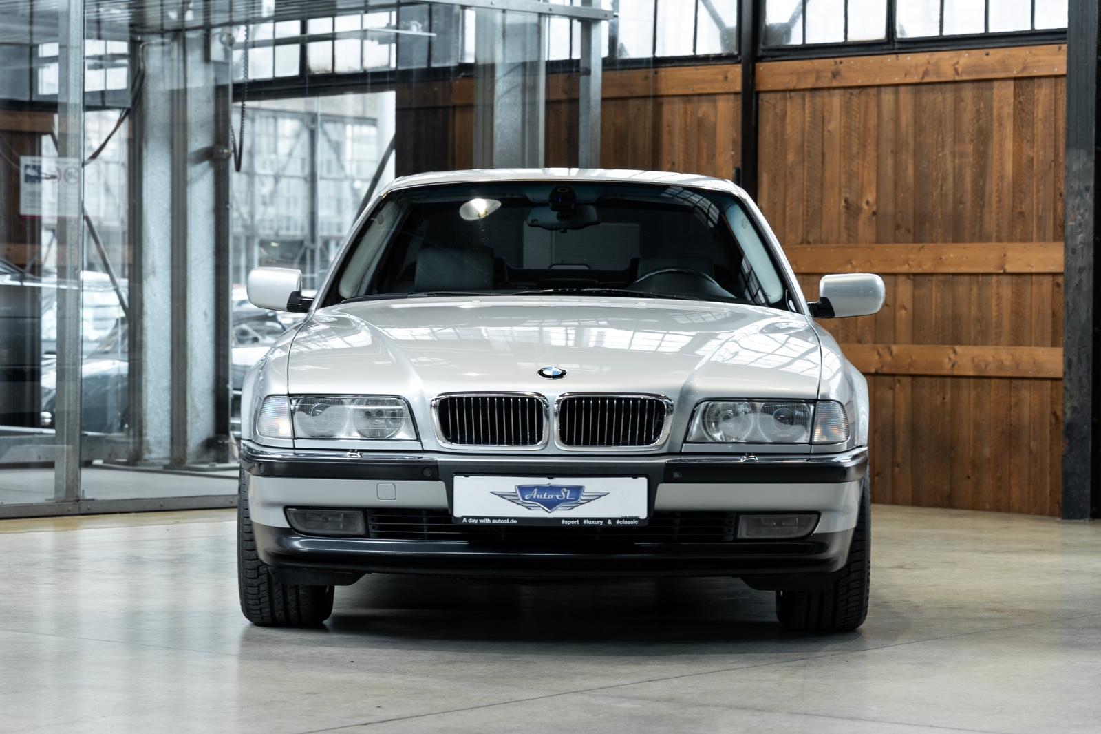 BMW 750i XL L7 | Sonderwunsch | 60.000 km