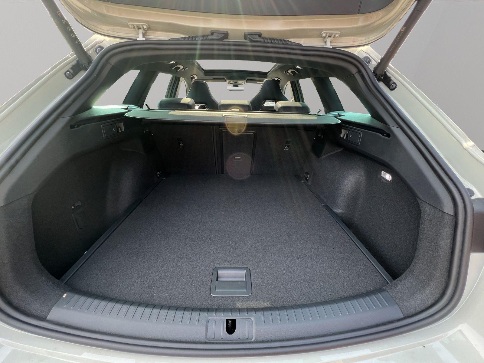 Cupra Leon Sportstourer 2.0 TDI DSG+Sennh+Pano+AHK+Mat