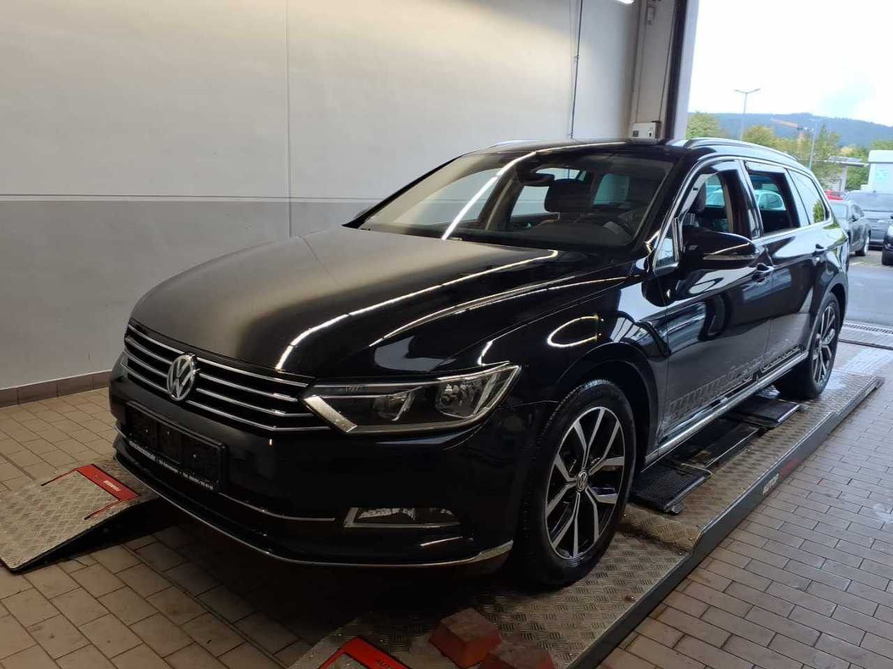 Volkswagen Passat Variant Highline 2.0TDI DSG LED KAMERA A foto 2