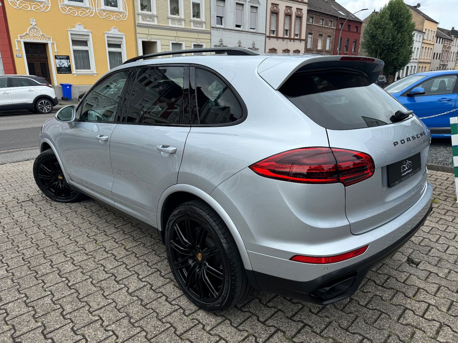 Fahrzeugabbildung Porsche Cayenne Diesel Platinum Edition APPROVED CAR PL.