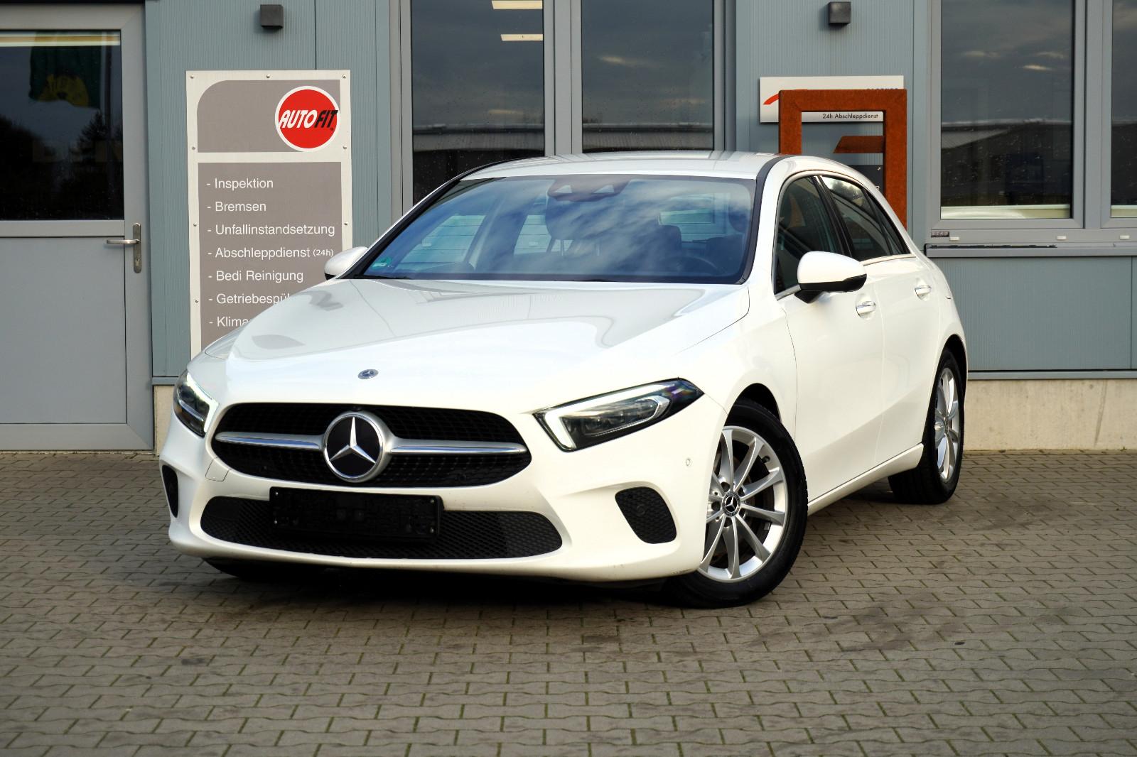 Mercedes-Benz A 220 d*DisTr.*360°*BurMe.*AHK*LED*DAB*DigiTa.*