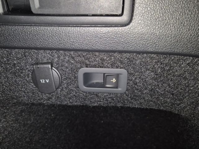 Passat Variant Business 1.5 TSI DSG,Navi,AHK