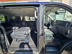 Fahrzeugabbildung Tourneo Connect Kombi 310 L1 Titanium 170