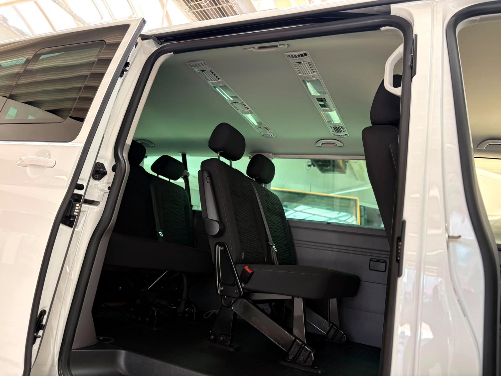 Volkswagen T6.1 Caravelle/Lang/7-Sitzer/Automatik/AHK/Neuzu